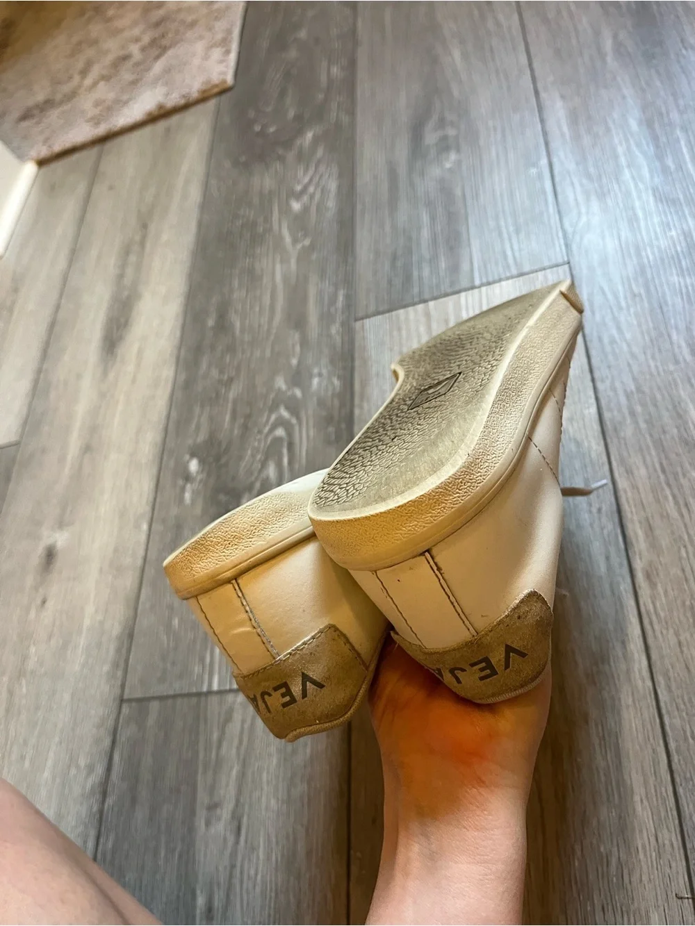 Veja Esplar White Leather Sneaker size 39 / W 8